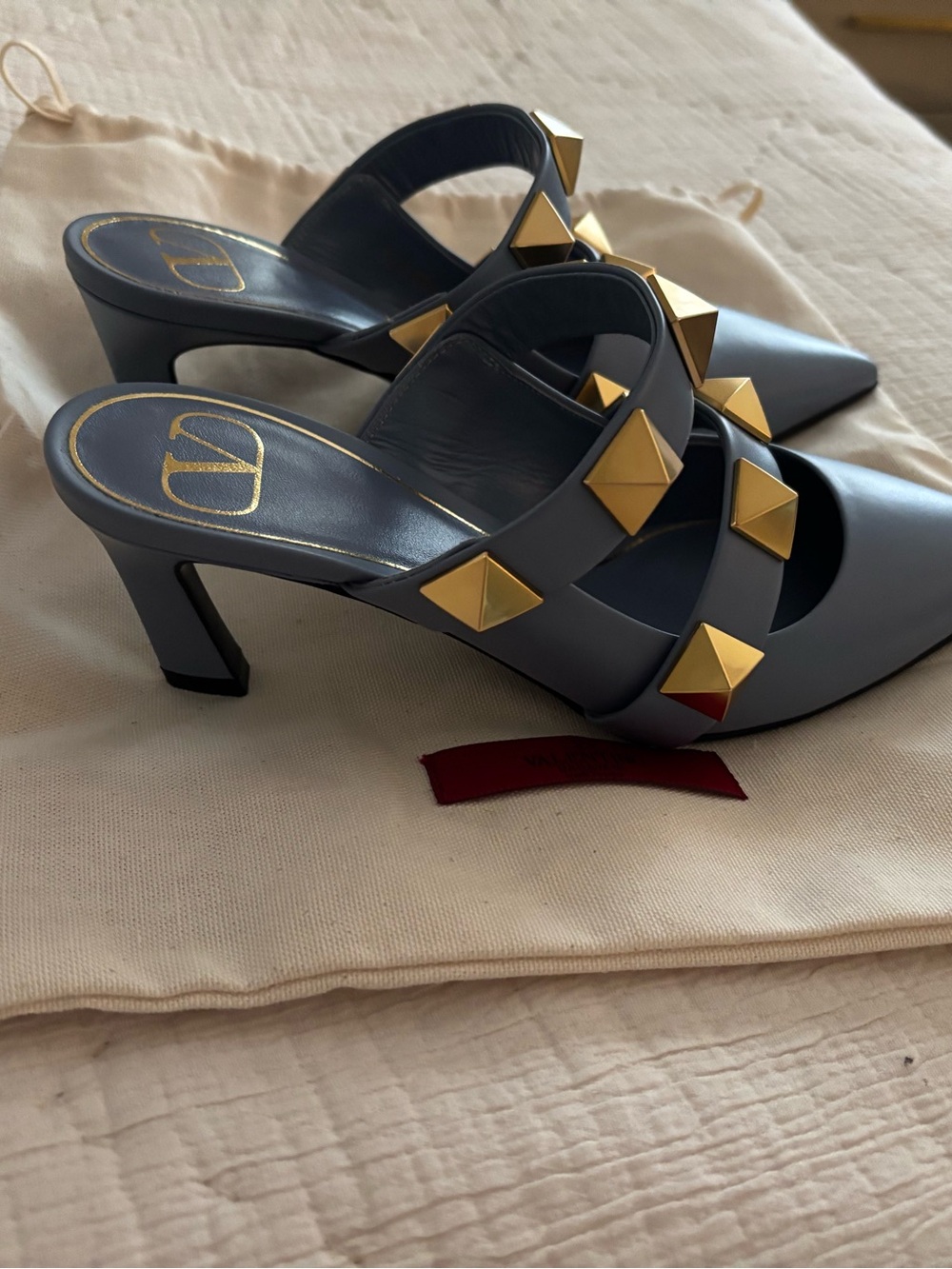 Valentino Garavani Rockstud Pointed Toe Mule in Slate Blue with Gold Studs - Picture 3 of 4